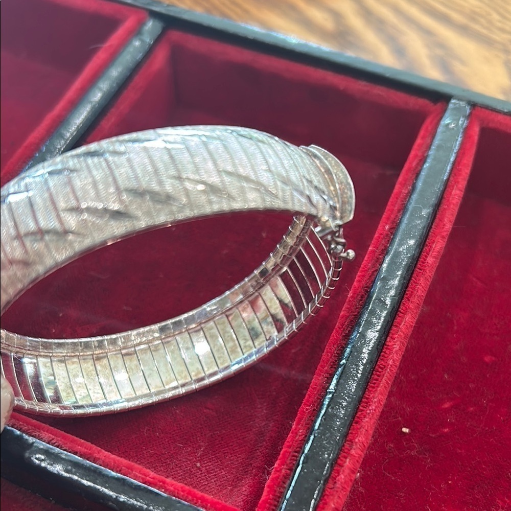 Vintage Italian Sterling Silver Bracelet
Chunky Bold Statement - Picture 11 of 15